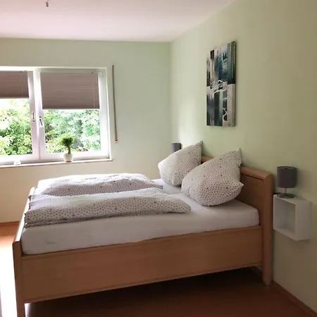 Zenzen Apartment