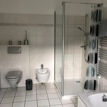 Zenzen Apartman *